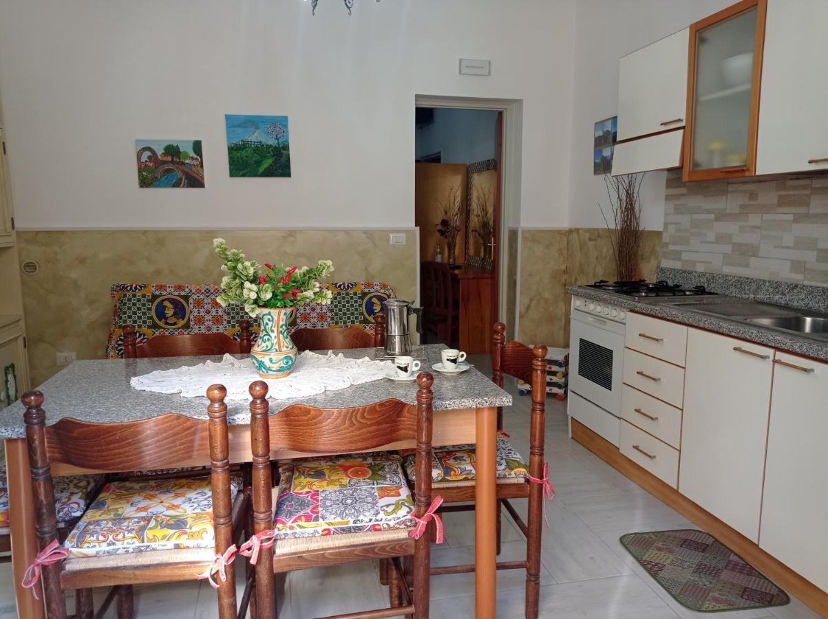 Mary Home - Casa Vacanza Taormina Exterior foto