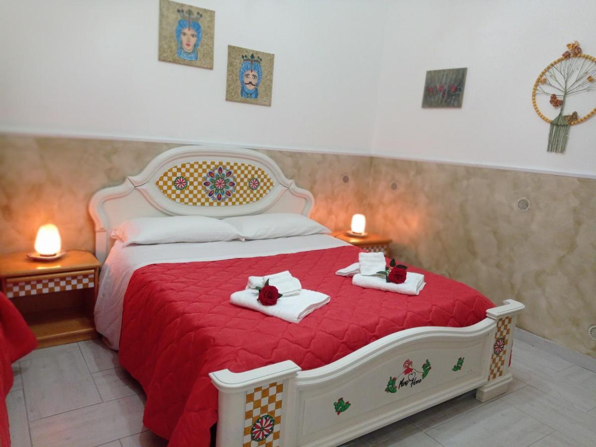 Mary Home - Casa Vacanza Taormina Habitación foto