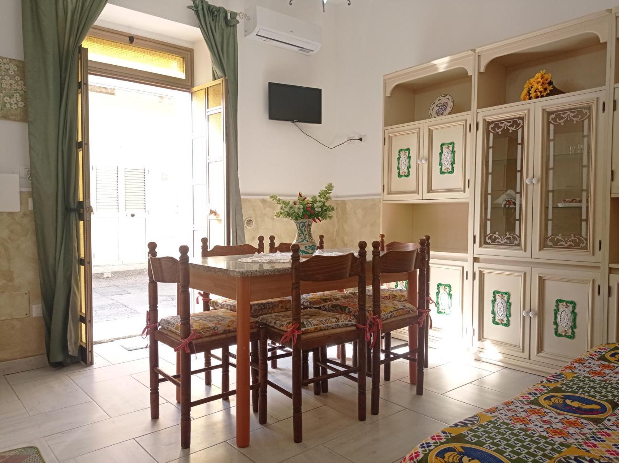 Mary Home - Casa Vacanza Taormina Habitación foto